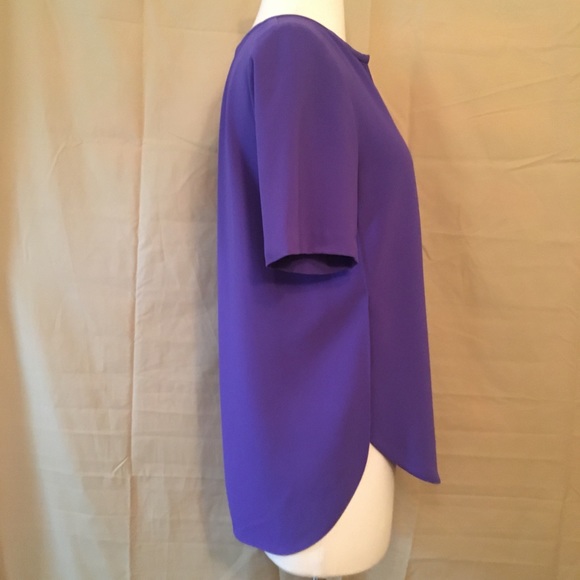 Trina Turk Purple Pearle SplitNeck Blouse Sz Small - Picture 7 of 8